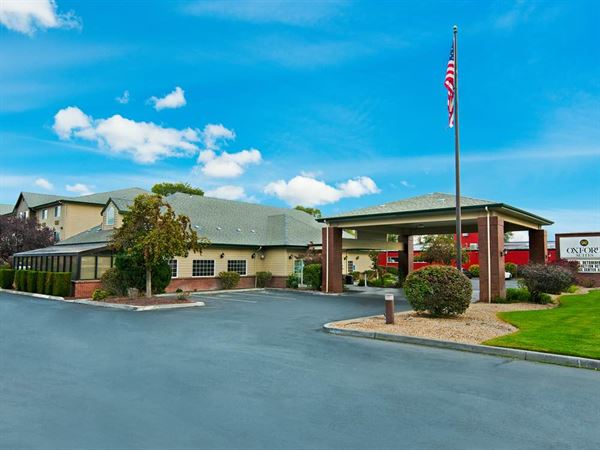Oxford Suites Hermiston