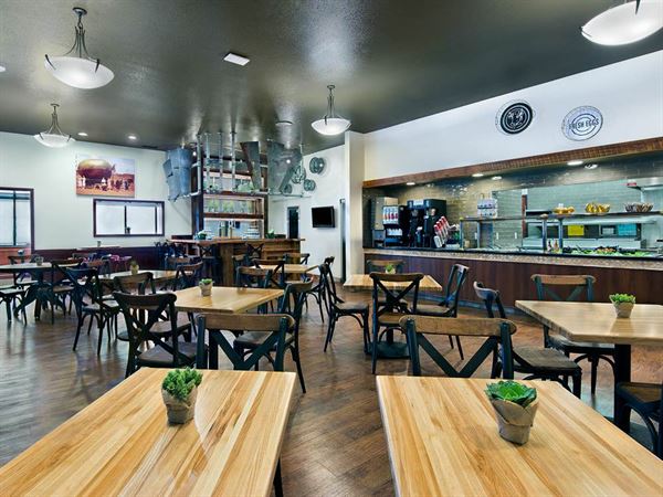 Oxford Suites Hermiston