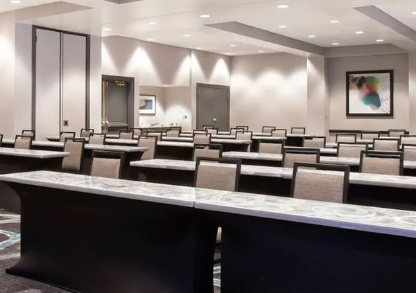 Embassy Suites Orlando - Airport