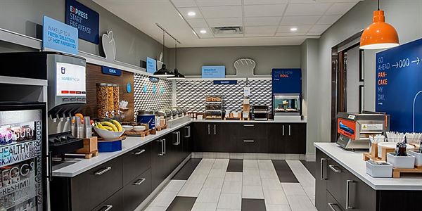 Holiday Inn Express & Suites Saskatoon