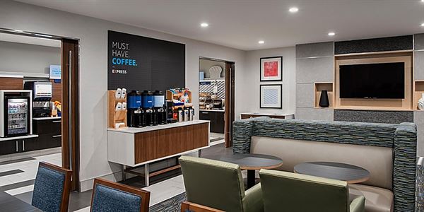 Holiday Inn Express & Suites Saskatoon