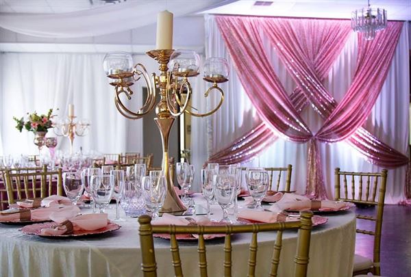 J&M Events/ Chandelier @Green Oaks