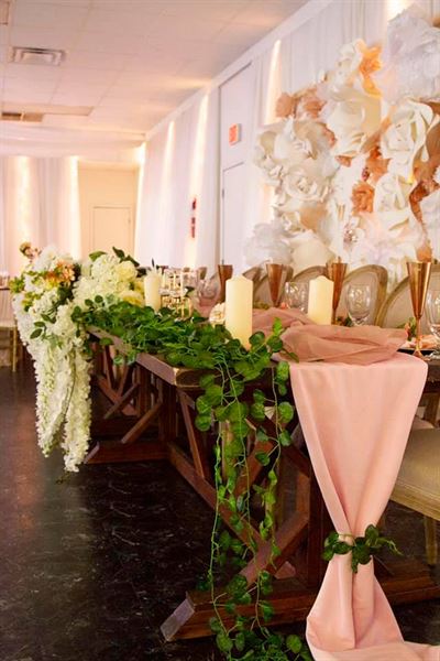 J&M Events/ Chandelier @Green Oaks