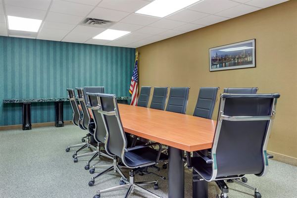 Comfort Suites Oakbrook Terrace