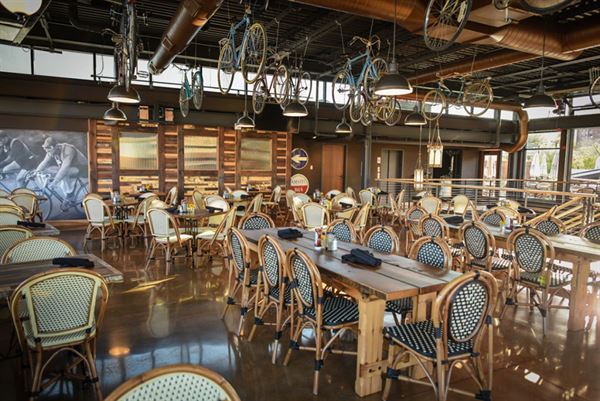 Café Hollander Hilldale