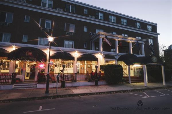 Capitol Plaza Hotel Montpelier, Tapestry Collection by Hilton