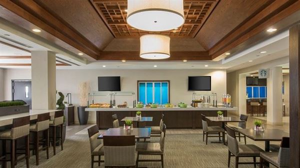 DoubleTree by Hilton Hotel Chicago Wood Dale - Elk Grove