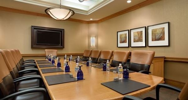 Hilton Suites Oakbrook Terrace