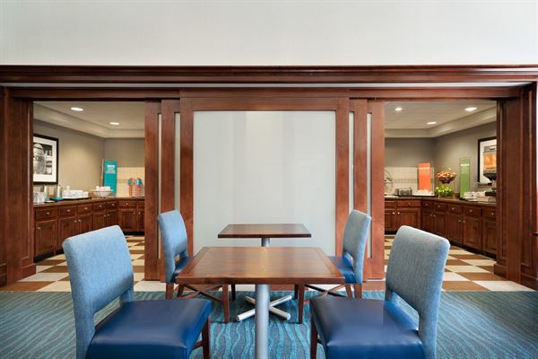 Hampton Inn & Suites Newport/Middletown