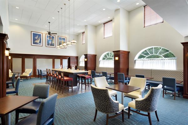 Hampton Inn & Suites Newport/Middletown