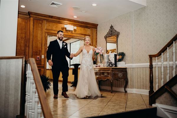 Village Inn Hotel & Event Center