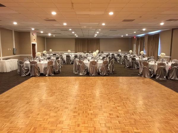 Village Inn Hotel & Event Center