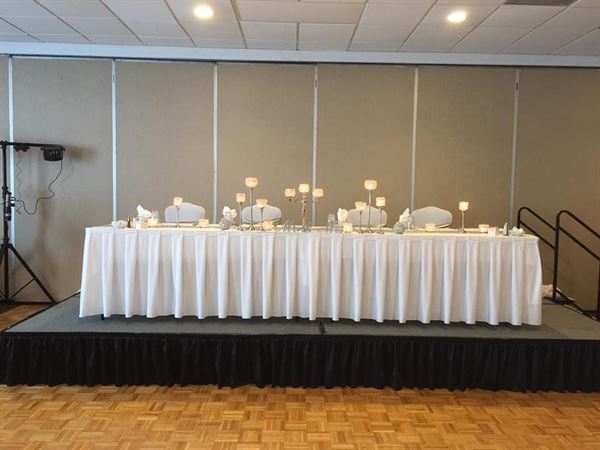 Village Inn Hotel & Event Center