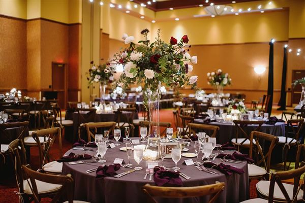 Embassy Suites East Peoria - Hotel & RiverFront Conf Center