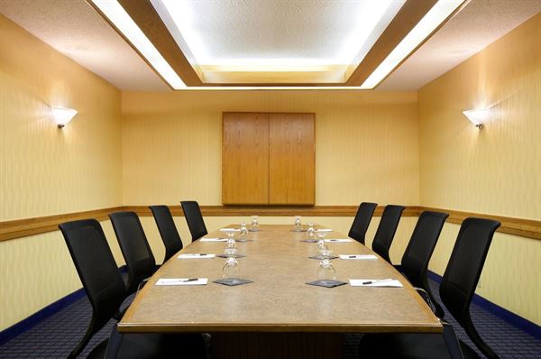 Capitol Plaza Hotel and Convention Center