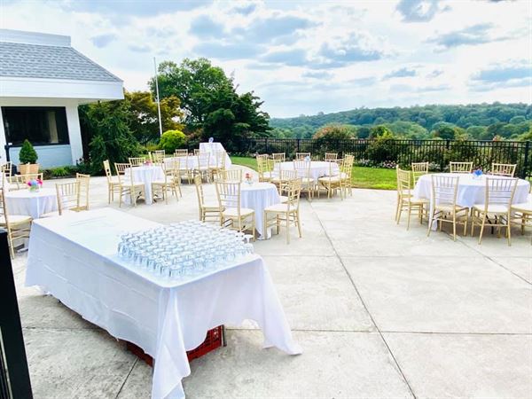 Grassy Hill Country Club