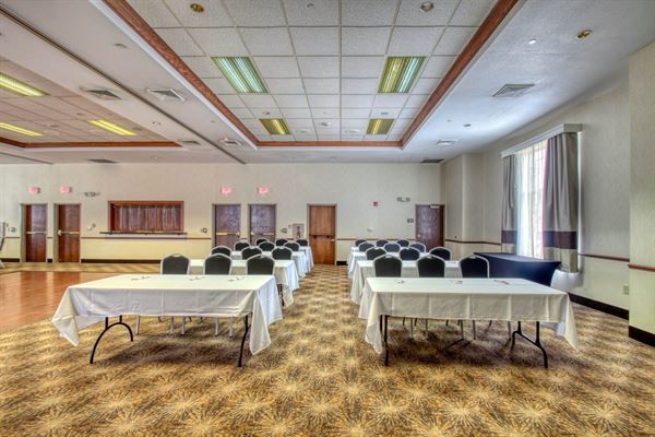 Comfort Suites Milwaukee Airport