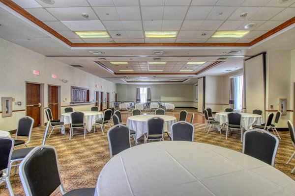 Comfort Suites Milwaukee Airport