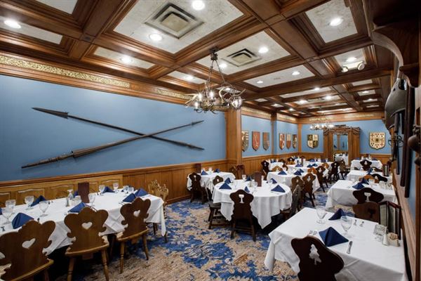 Mader's Restaurant & Catering