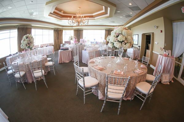 Isla Del Sol Yacht & Country Club