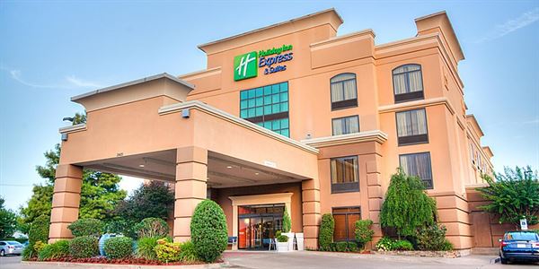 Holiday Inn Express & Suites South