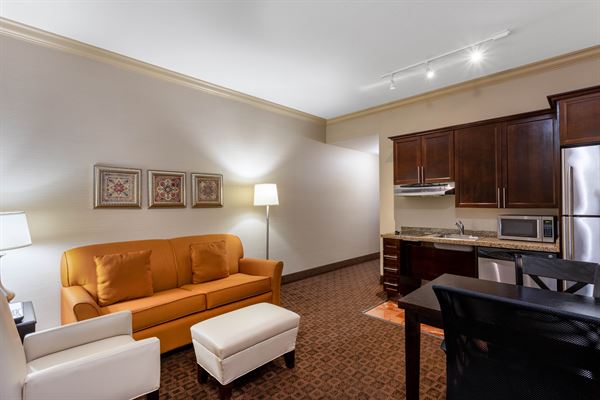 Hawthorn Suites by Wyndham West Palm Beach