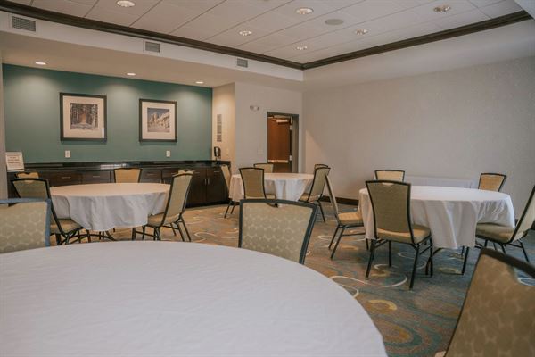 Hampton Inn & Suites Mishawaka/South Bend at Heritage Square