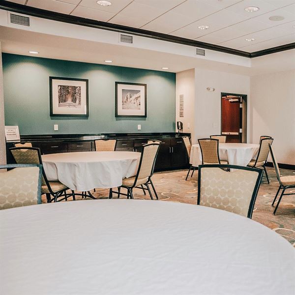 Hampton Inn & Suites Mishawaka/South Bend at Heritage Square