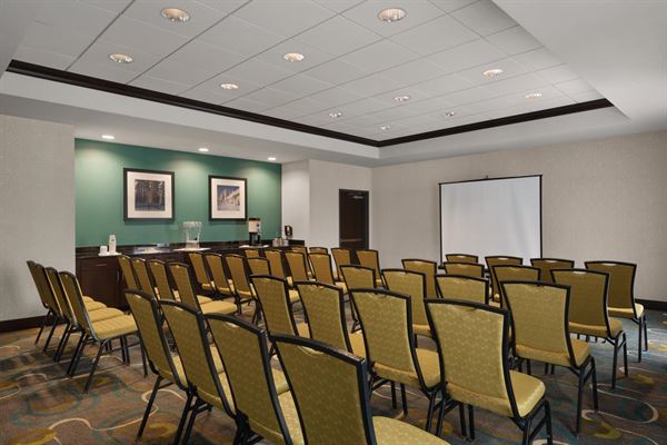 Hampton Inn & Suites Mishawaka/South Bend at Heritage Square