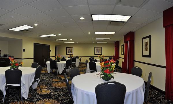 Evangeline Downs Hotel, An Ascend Hotel Collection Member