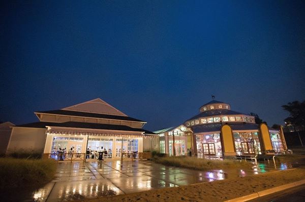 Shadowland Ballroom on Silver Beach