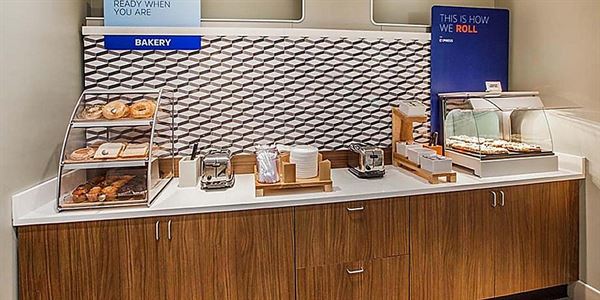 Holiday Inn Express & Suites Williamsport