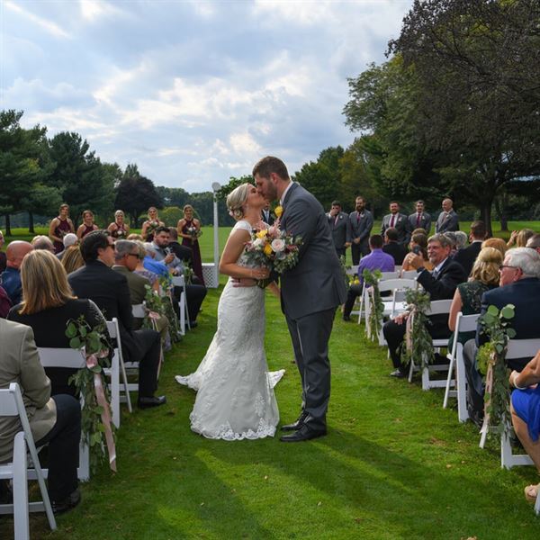 Shady Hollow Country Club