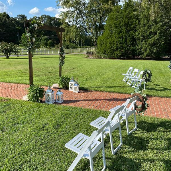 The Gavi Estate and Barn