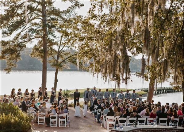 Houston Lake Country Club