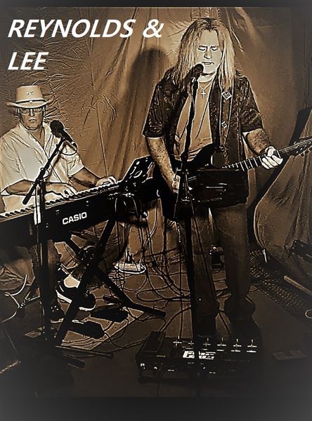 REYNOLDS AND LEE MUSIC DUO