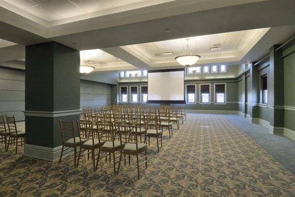 Fort Piqua Plaza Banquet Center