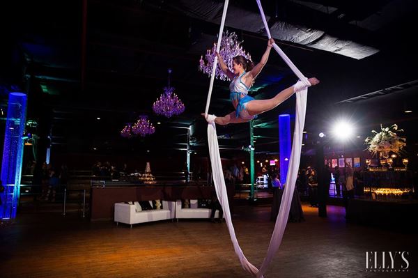 Flying With Ease Entertainment