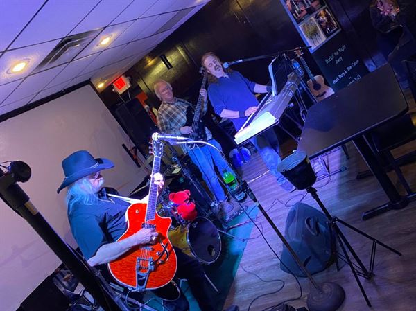 Harley's Hideaway Bar & Grill