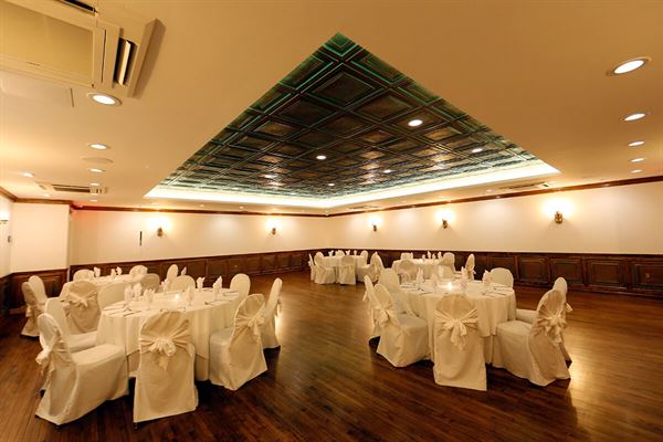 Plattduetsche Park Restaurant, Catering & Biergarten