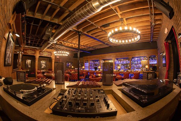 Backstage Lounge at SouthBound