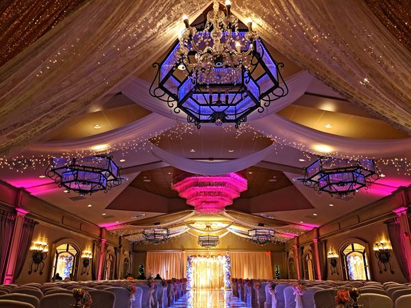 Crest Hollow Country Club