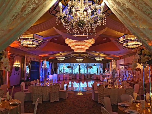 Crest Hollow Country Club