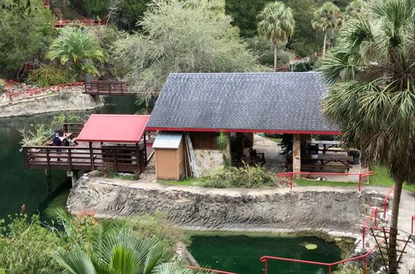 Cedar Lakes Woods and Gardens