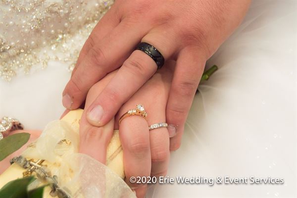 Willow & Roots Studios - Portrait Photography