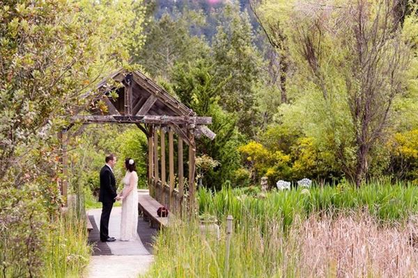 Hans Fahden Vineyards