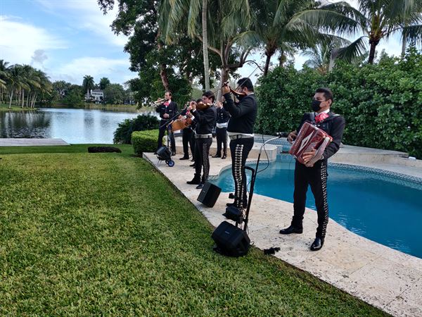 BEST LIVE MARIACHIS SHOW IN MIAMI, CORAL GABLES, Kendall, Homestead, Hialeah