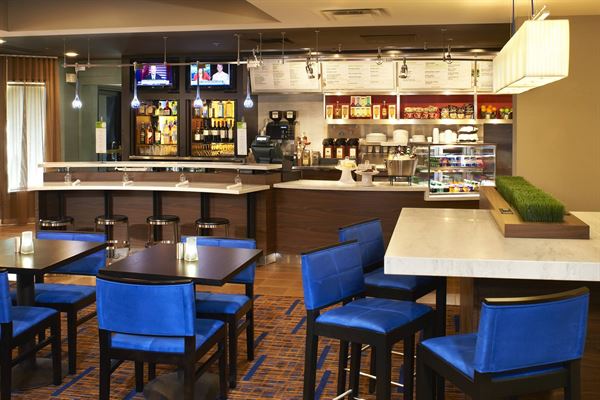 Courtyard Cleveland Westlake