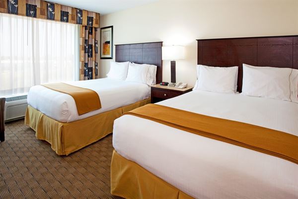 Holiday Inn Express & Suites Columbus At Northlake