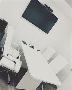 The White Room - Private Suite